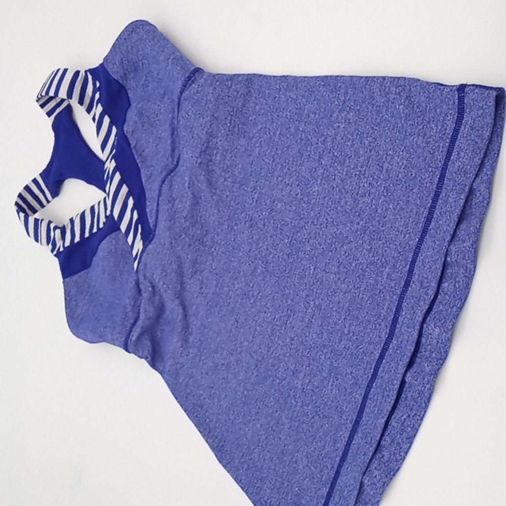 Lululemon Deep Breath V-Neck Racerback Athletic Tank Top Pigment Blue 4